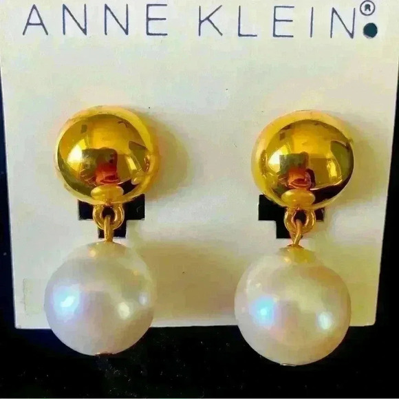 Anne Klein goldtone with Pearl like beads - Picture 1 of 2